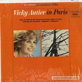 Vicky Autier In Paris